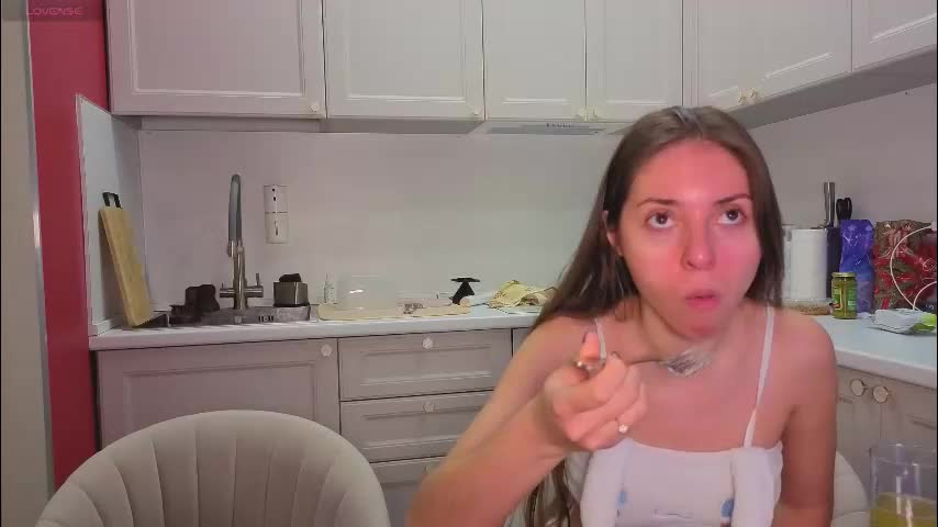 ihavepaws33 Adult Chat January 4, 2026