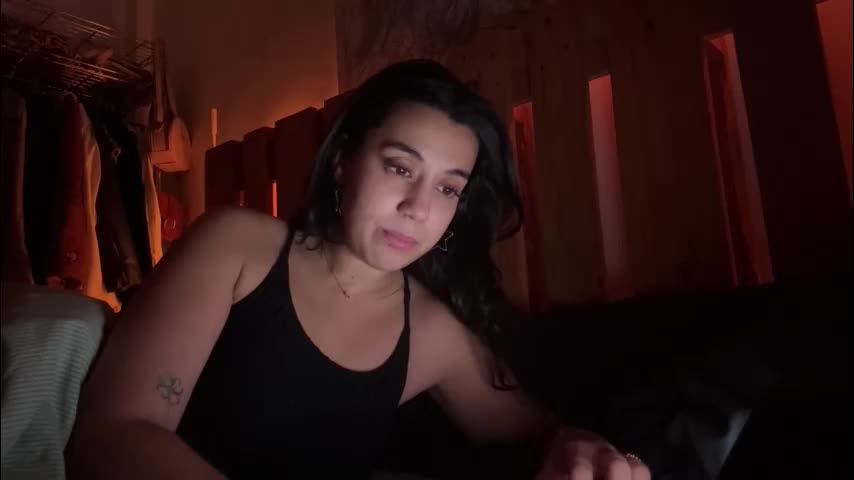 _elena_barra Adult Chat January 4, 2026