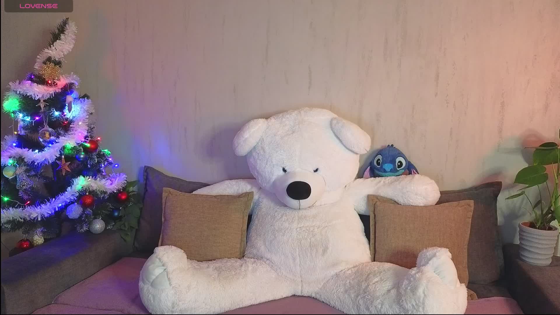 Rosalinelov Adult Chat January 4, 2026