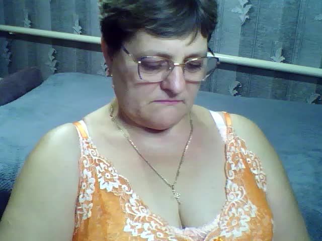 ElzaJewel Adult Chat January 4, 2026