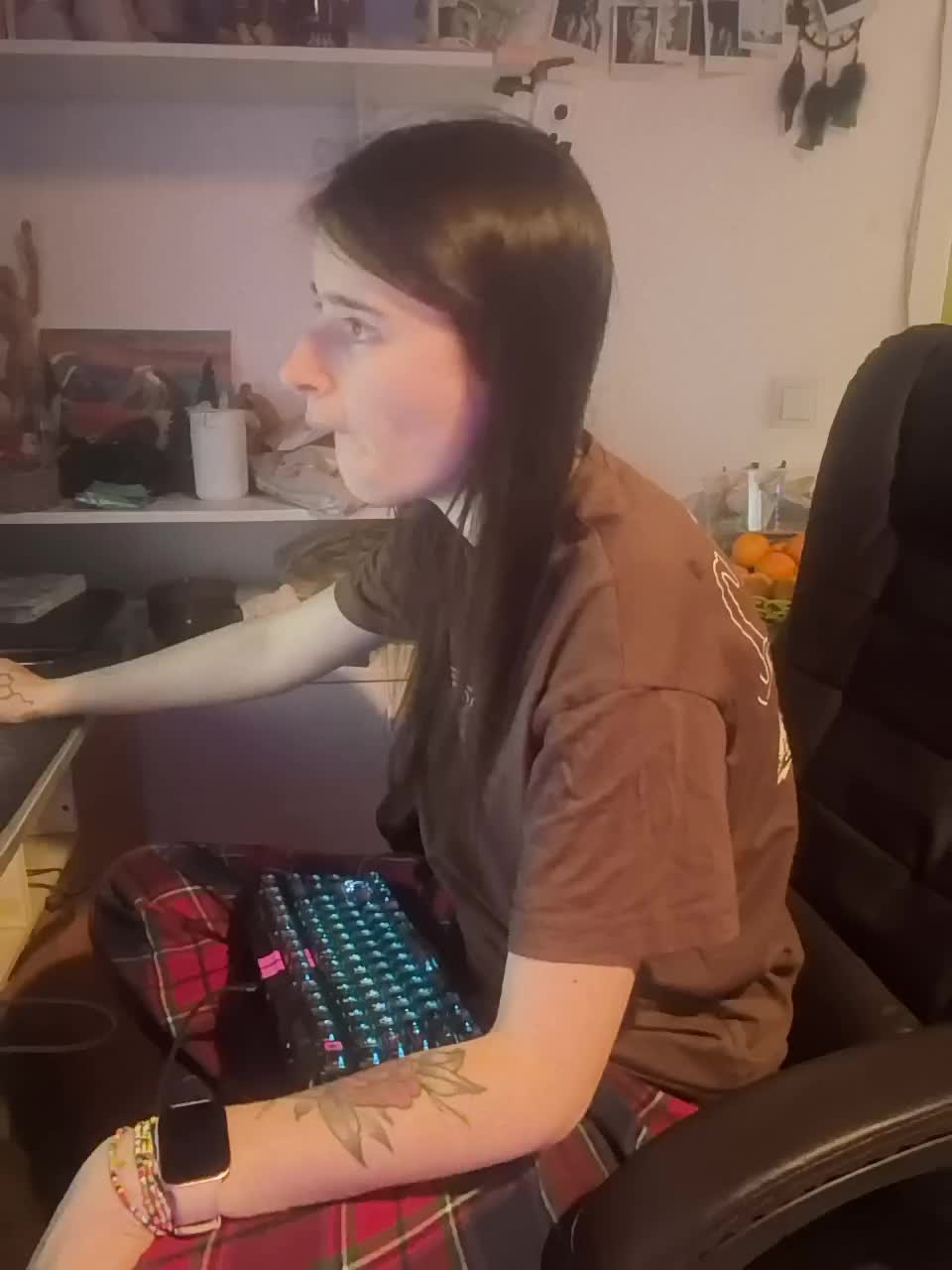 bonniewoods23 Adult Chat January 4, 2026