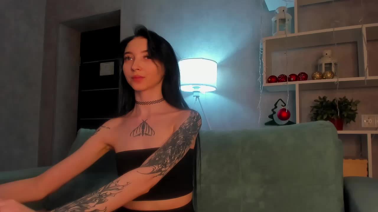 Ellen-Hops Adult Chat January 4, 2026