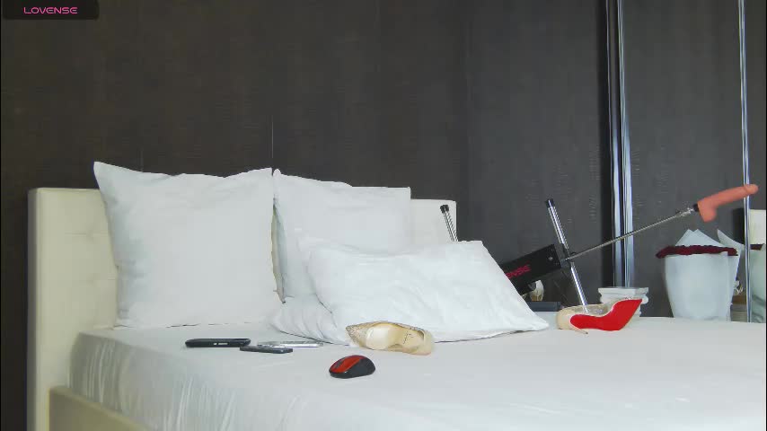 hefner_girl Adult Chat January 4, 2026