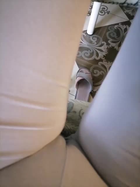 -Tiffany- Adult Chat January 4, 2026