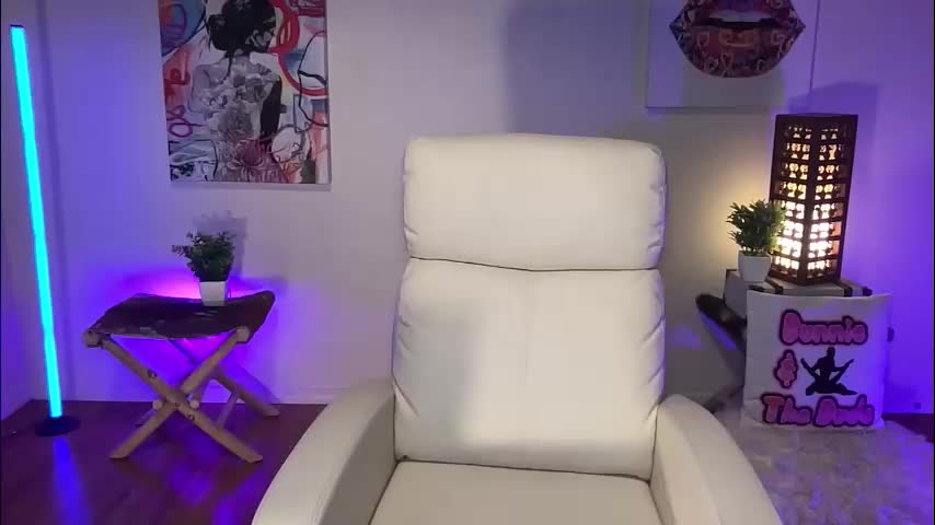 bunnieandthedude Adult Chat January 4, 2026