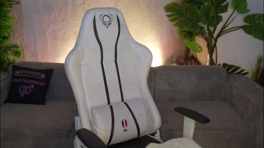 kira0541 Adult Chat January 5, 2026