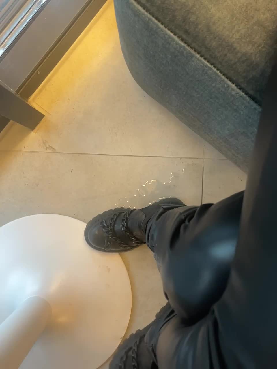 Va-len-cia Adult Chat January 4, 2026