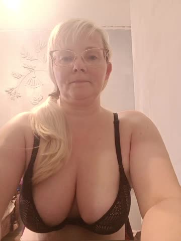 Sweetie454 Adult Chat January 4, 2026