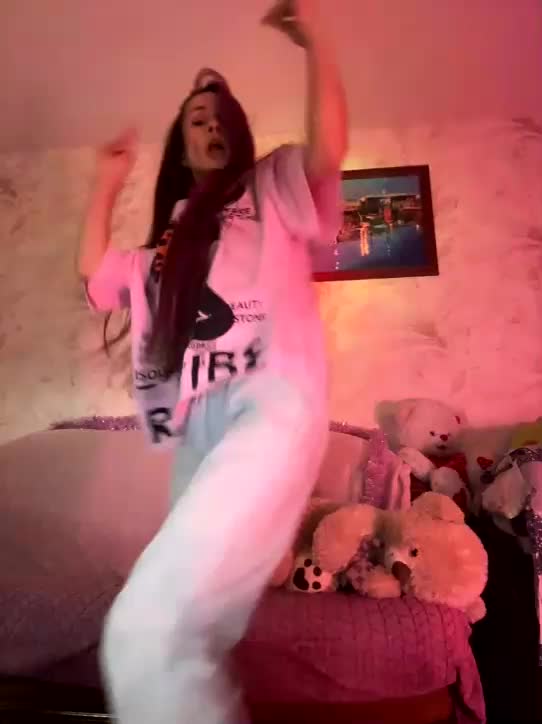 VIP17CoupleDream Adult Chat January 5, 2026