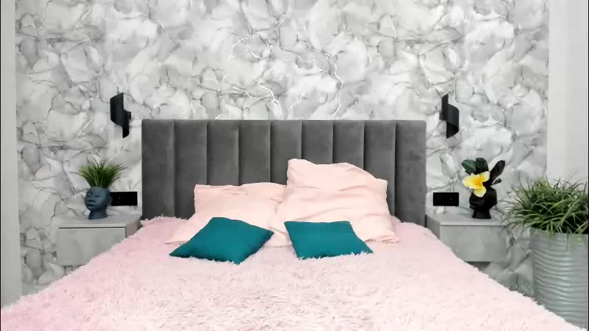 molly_555 Adult Chat January 4, 2026