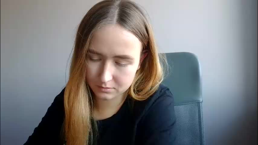 lulu_baby1 Adult Chat January 4, 2026