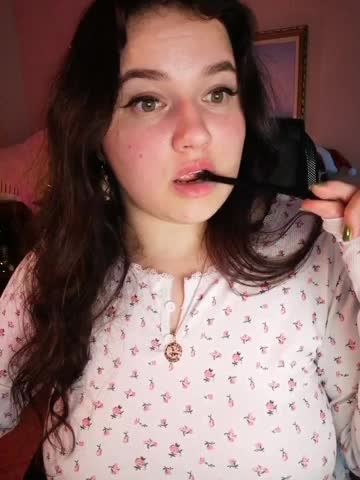 JuliaHesperaks Adult Chat January 5, 2026