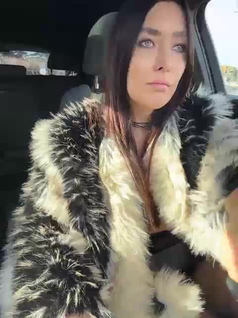 Marianna_ Adult Chat January 5, 2026