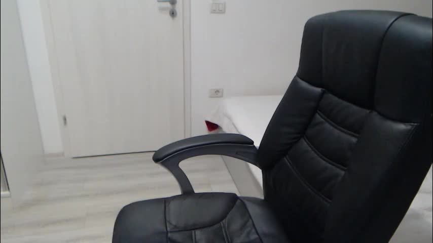 blue_eyes96 Adult Chat January 5, 2026