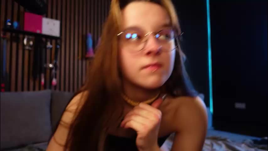 izzy_inked Adult Chat January 5, 2026