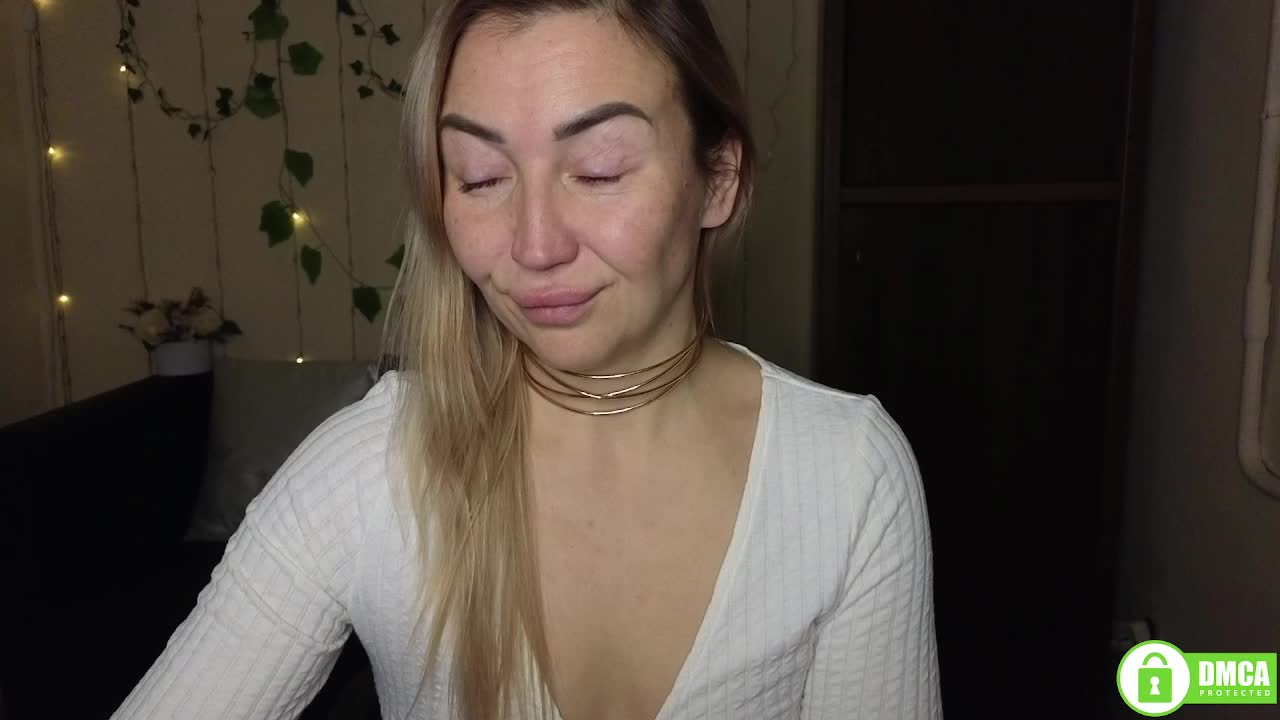 Jullyblondkiss Adult Chat January 6, 2026