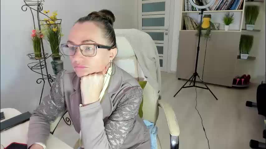 vika7333 Adult Chat January 6, 2026