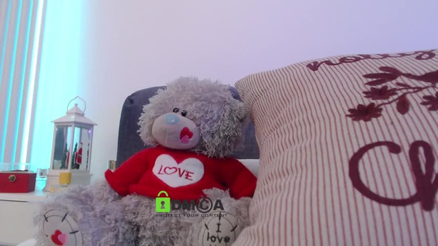 MaxineDi Adult Chat January 7, 2026