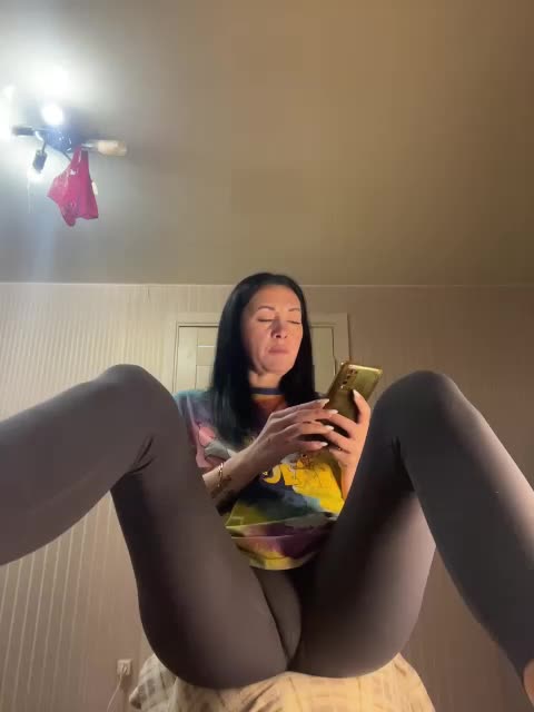 Karolina_Milf Adult Chat January 7, 2026