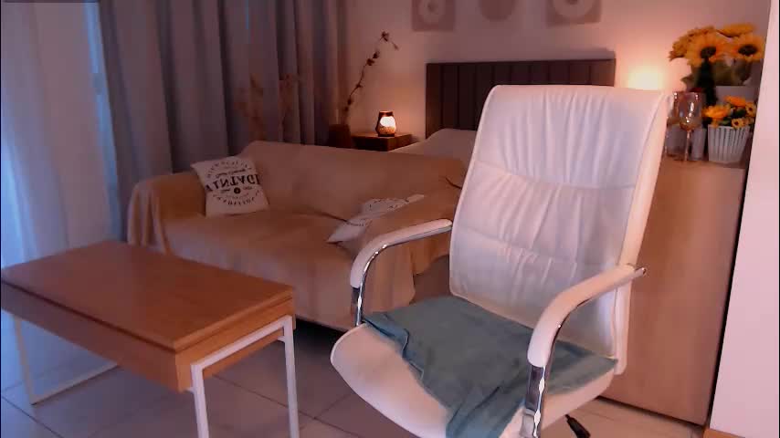 tilly_eliot Adult Chat January 7, 2026