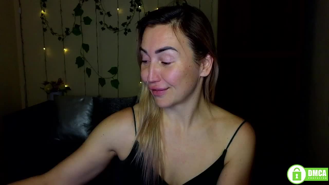 Jullyblondkiss Adult Chat January 7, 2026