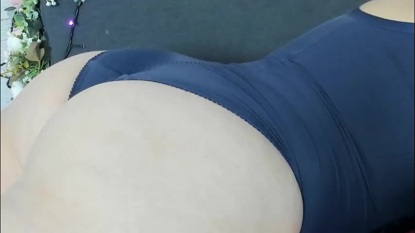 hugeboobserin Adult Chat January 7, 2026