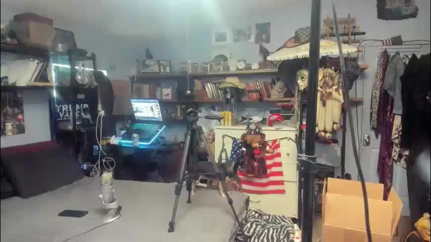 pink_black Adult Chat January 7, 2026