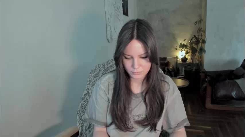 yourher0in Adult Chat January 7, 2026