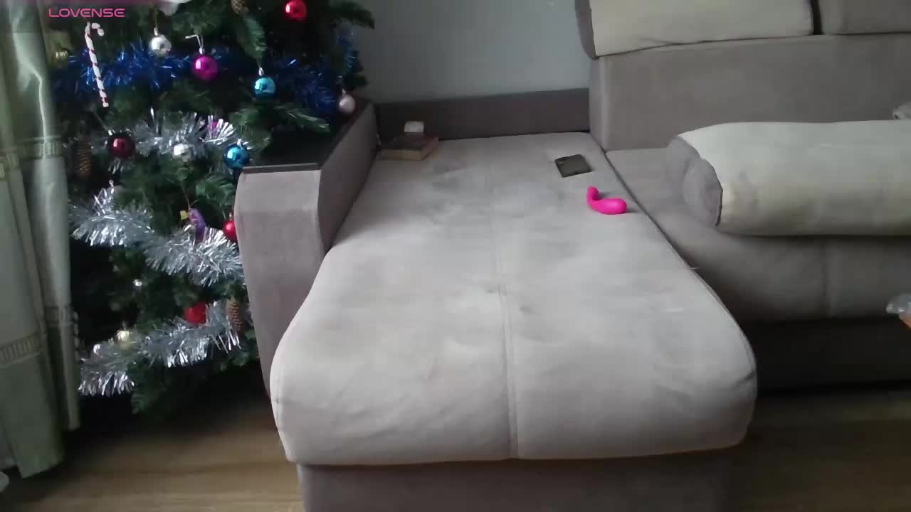 Milaa1998 Adult Chat January 7, 2026