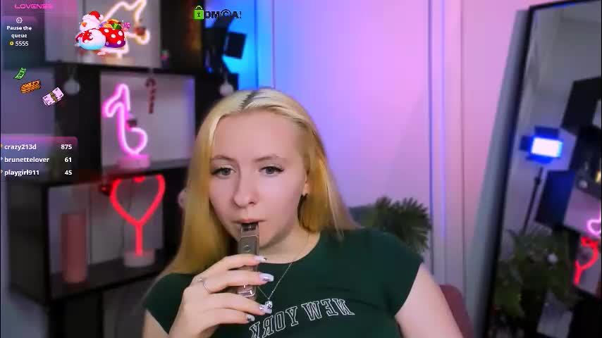 mila_glow Adult Chat January 7, 2026