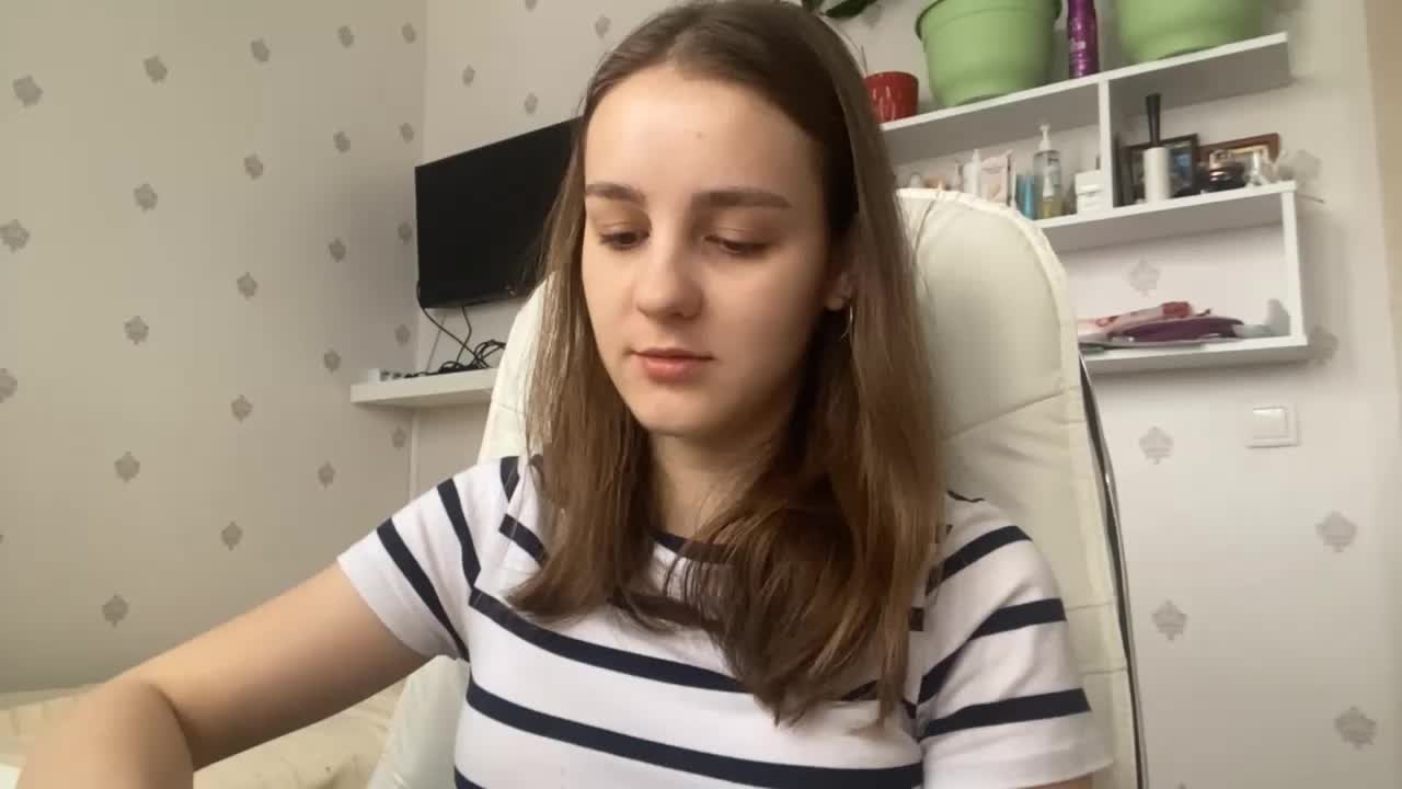 UrShineKatie Adult Chat January 7, 2026