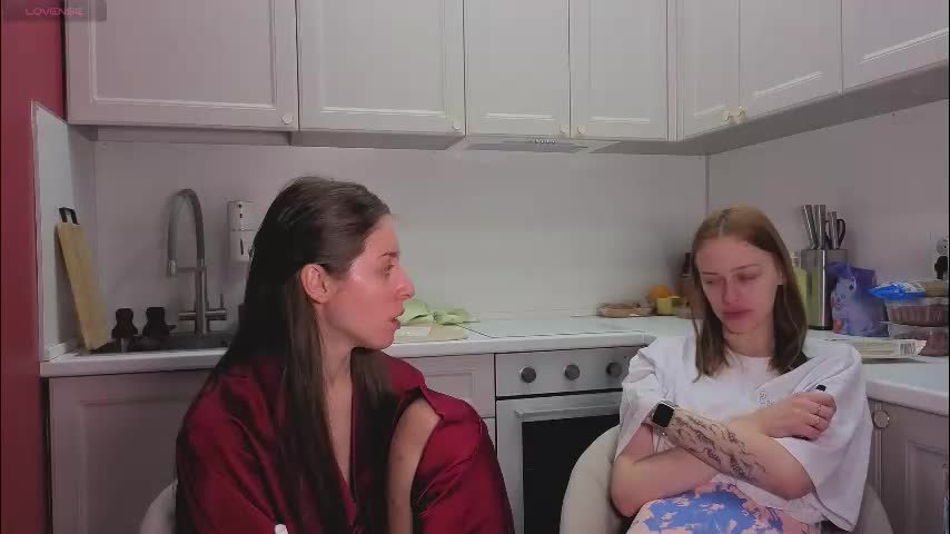 ihavepaws33 Adult Chat January 7, 2026