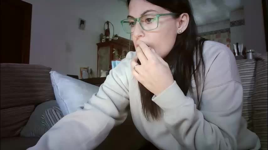 lolahueso Adult Chat January 7, 2026