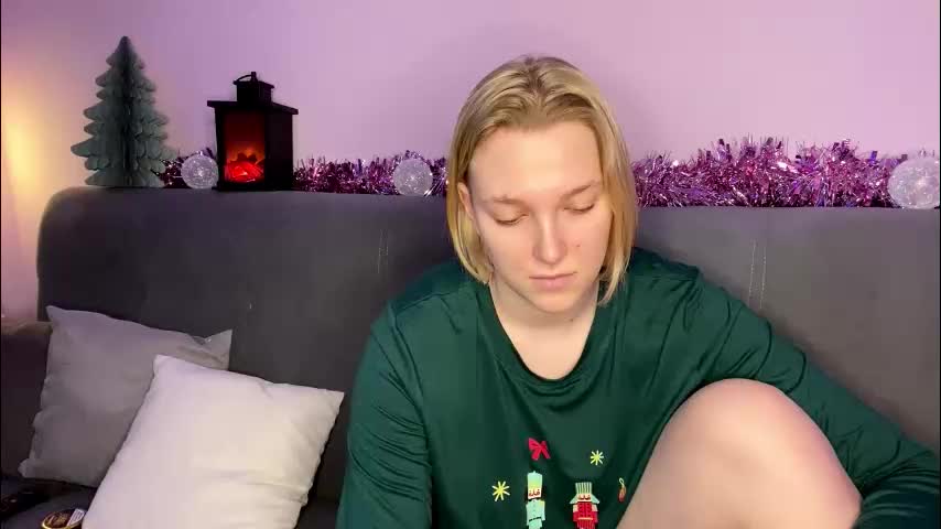 julielourens Adult Chat January 7, 2026