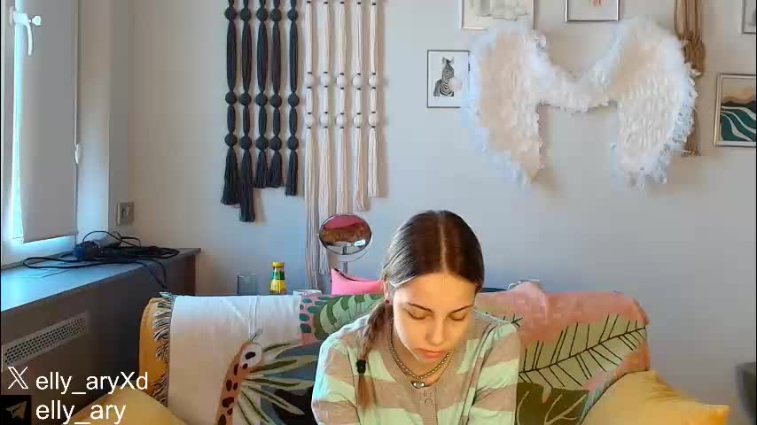 elly_ary Adult Chat January 8, 2026