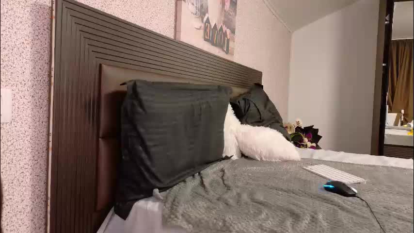 kellsey_shy Adult Chat January 8, 2026