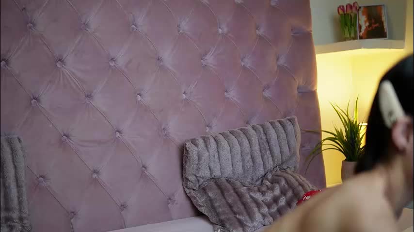 maiamini Adult Chat January 8, 2026