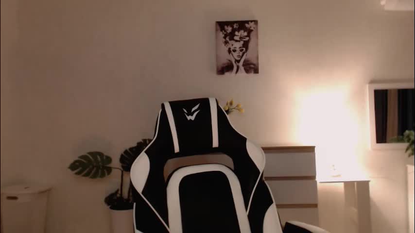 lola_anderson Adult Chat January 8, 2026