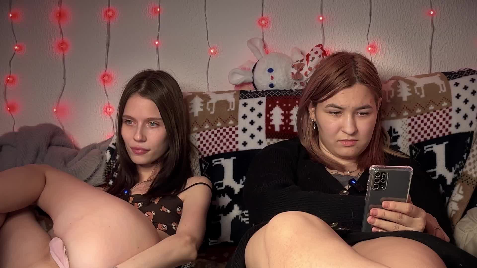 _Two_Chicks_ Adult Chat January 8, 2026