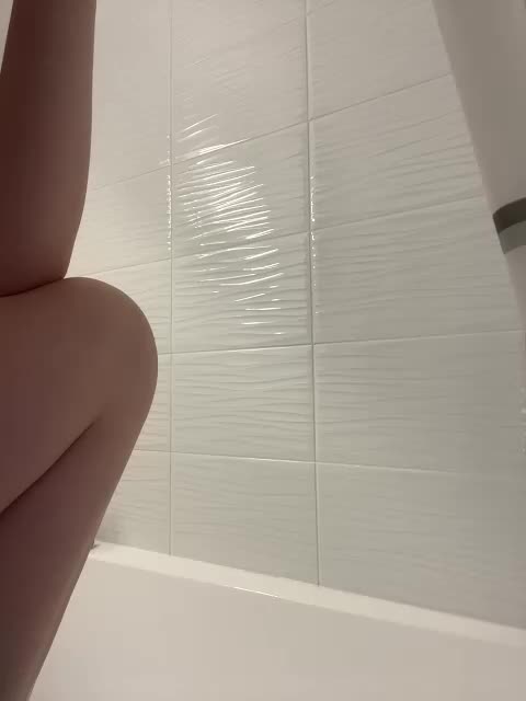 pipi1skaaa Adult Chat January 8, 2026