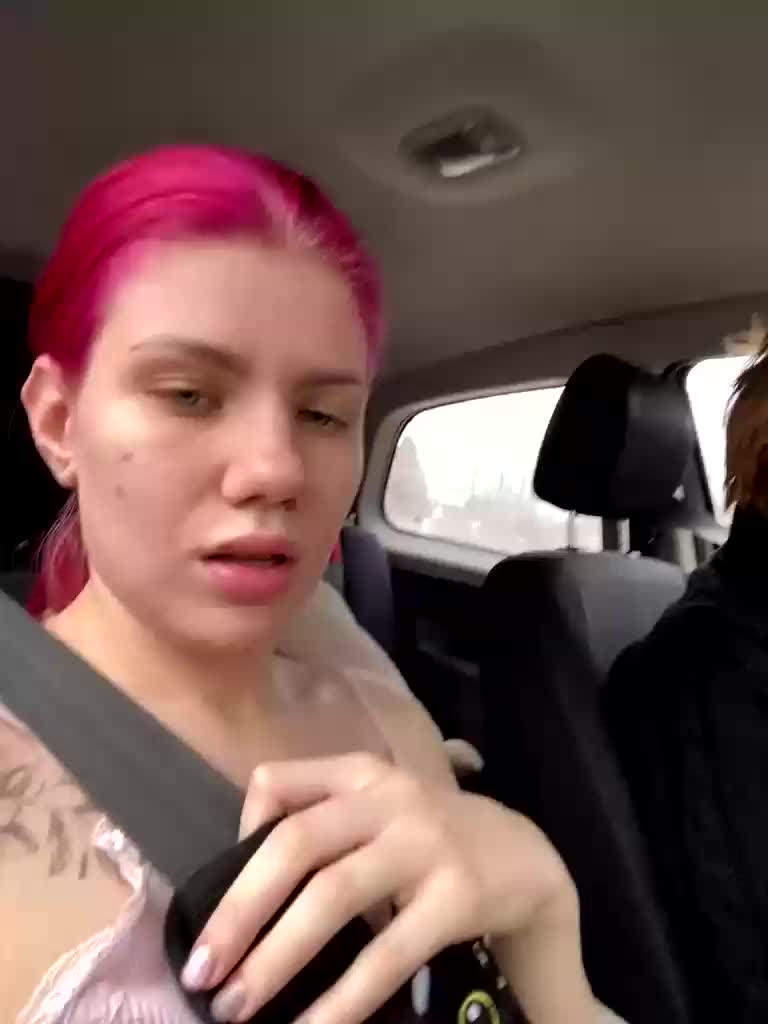 NiMfOmAnKA_s_Saskoj Adult Chat January 9, 2026