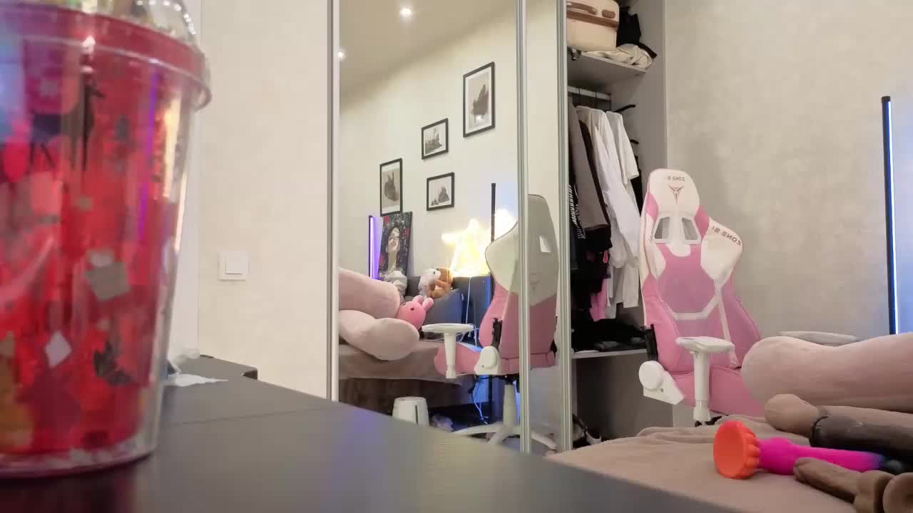 dolly-ll Adult Chat January 9, 2026