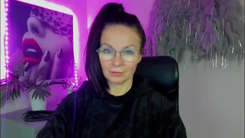 helen_79 Adult Chat January 9, 2026