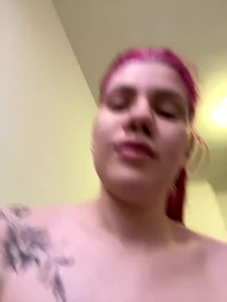 NiMfOmAnKA_s_Saskoj Adult Chat January 9, 2026