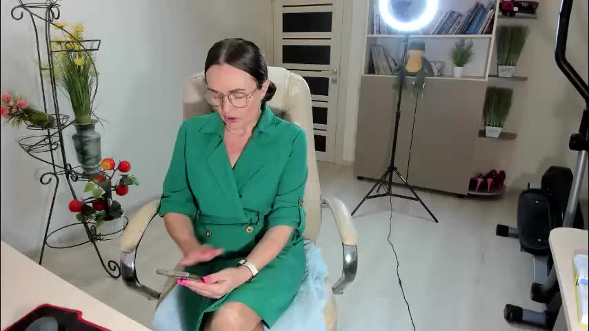 vika7333 Adult Chat January 9, 2026