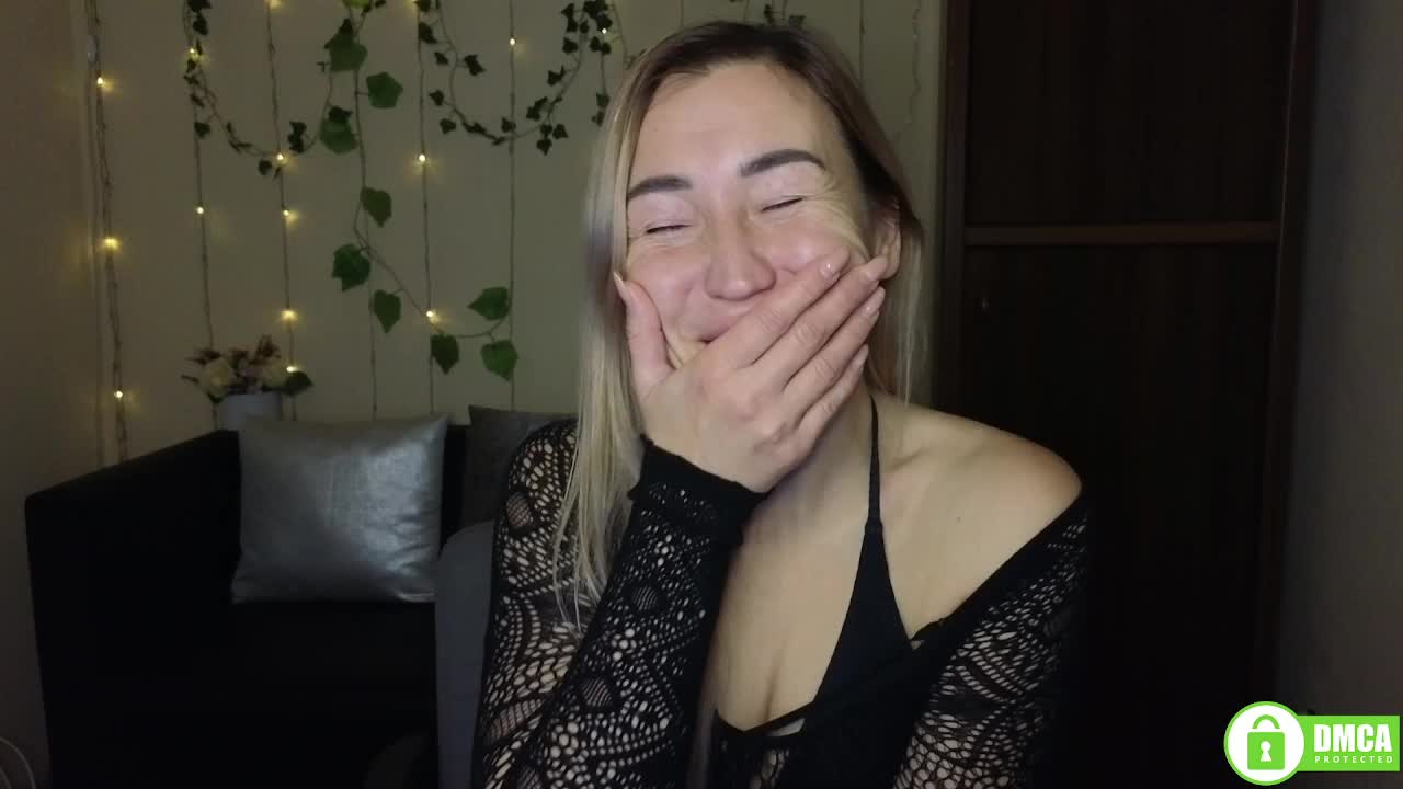 Jullyblondkiss Adult Chat January 10, 2026