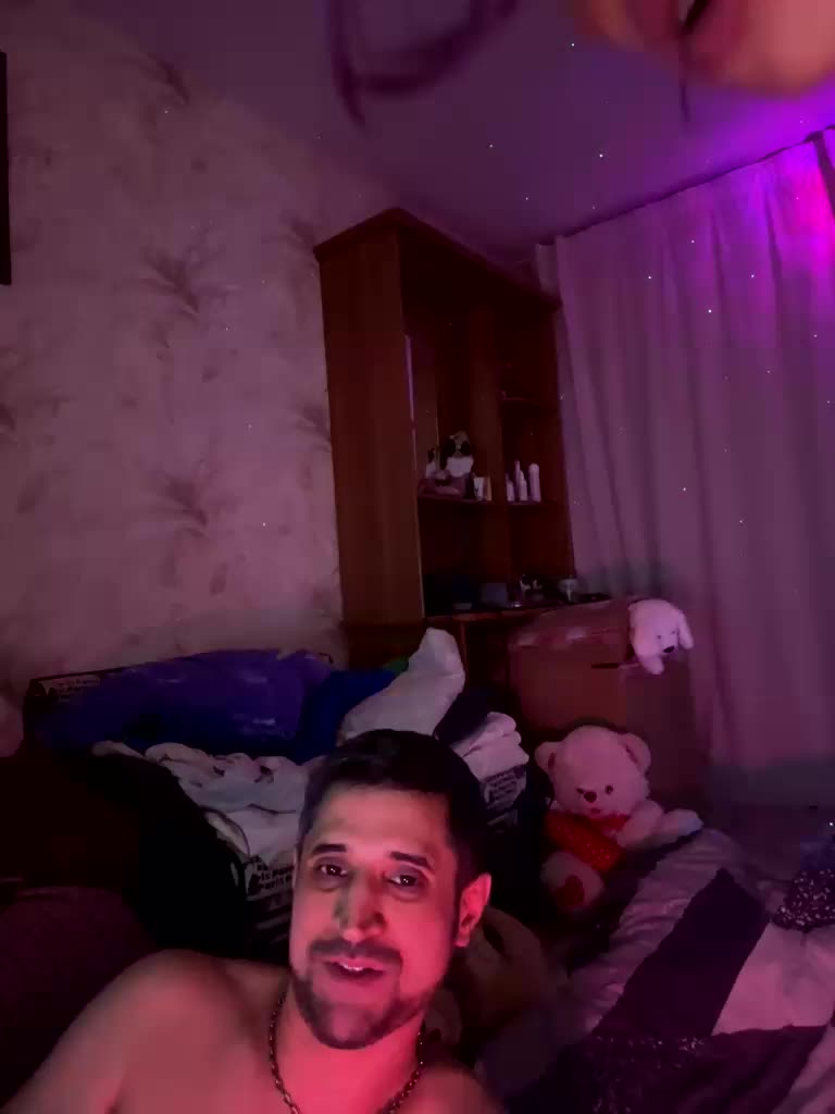 VIP17CoupleDream Adult Chat January 10, 2026