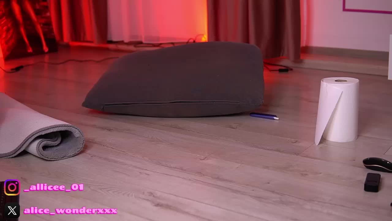 VanesaSimon Adult Chat January 11, 2026