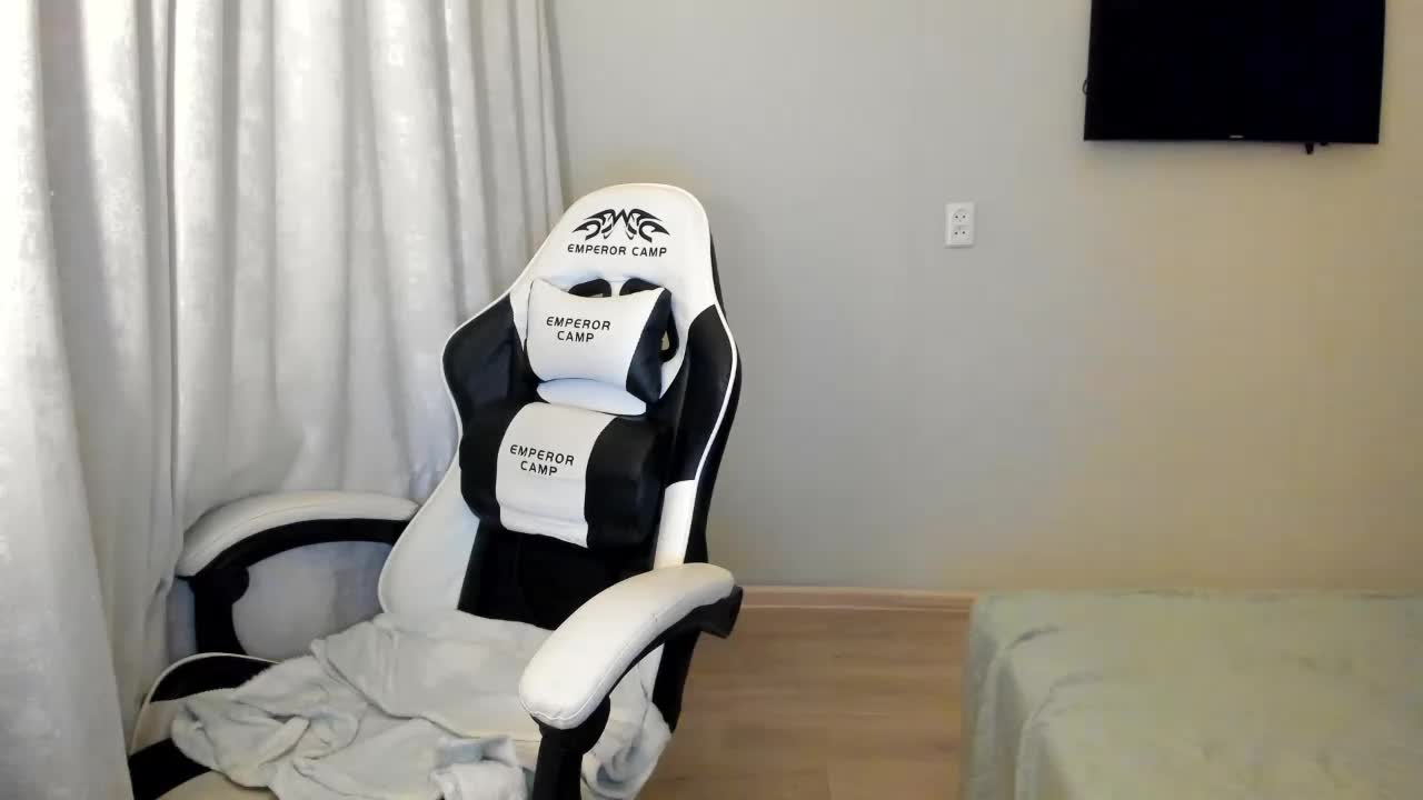 Kiza9 Adult Chat January 11, 2026