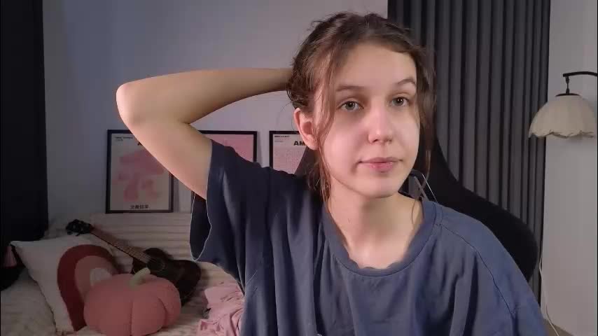 vanessabayer Adult Chat January 11, 2026